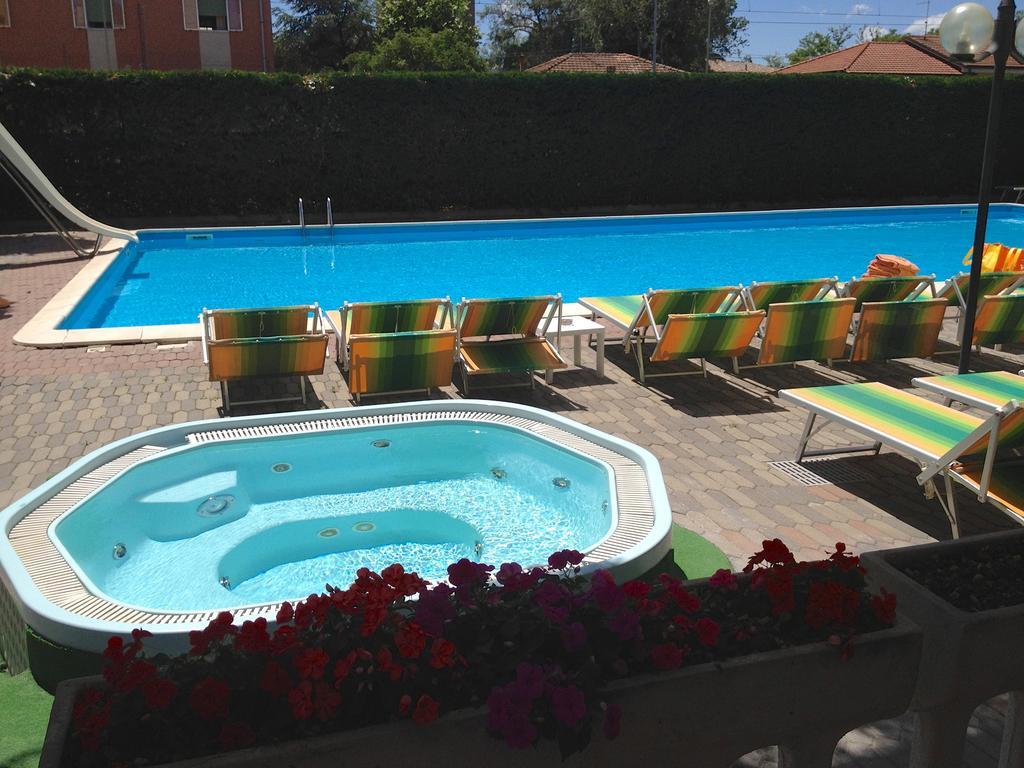 Hotel Doge Rimini Extérieur photo